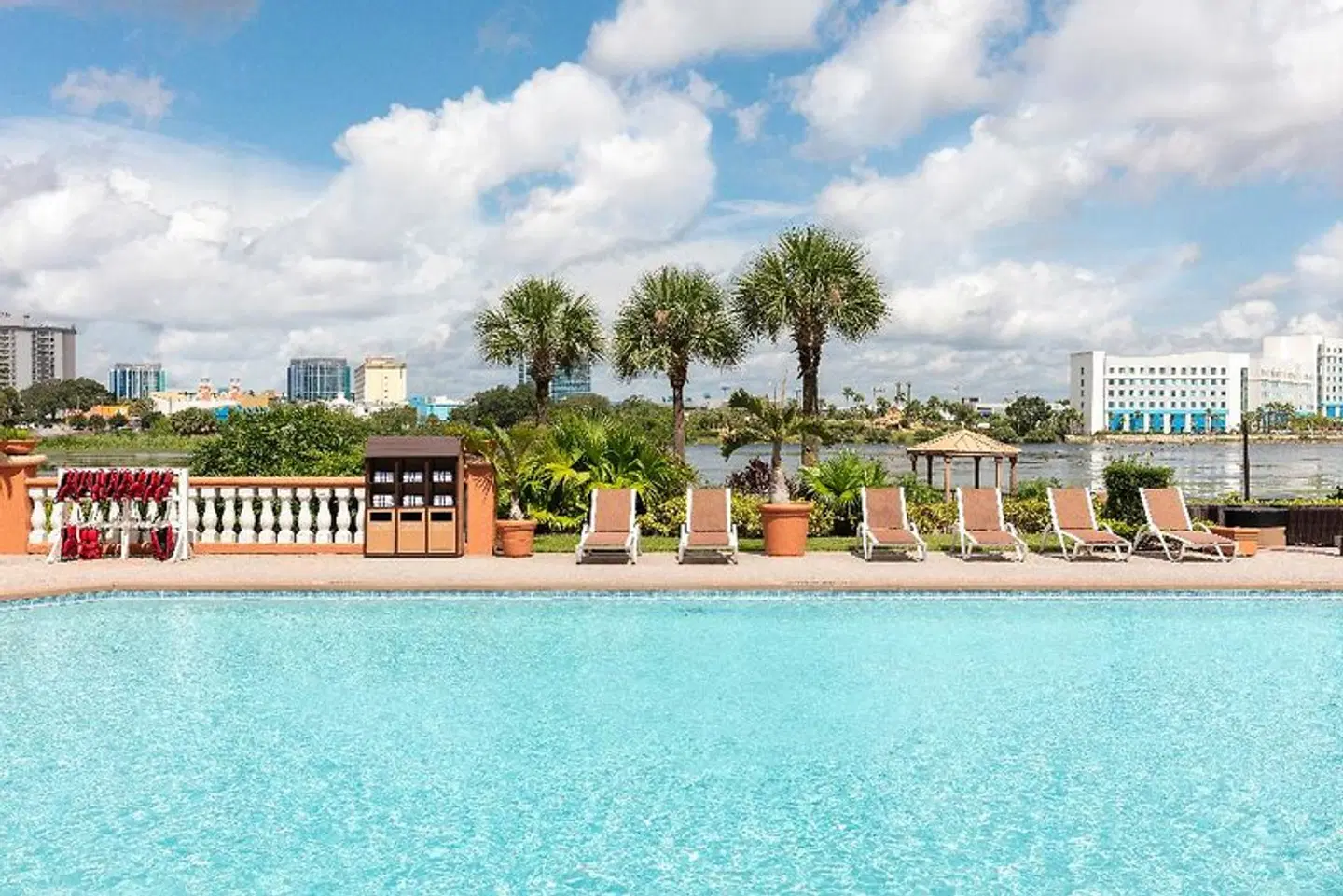 Westgate Palace Resort OUTDOOR_POOL