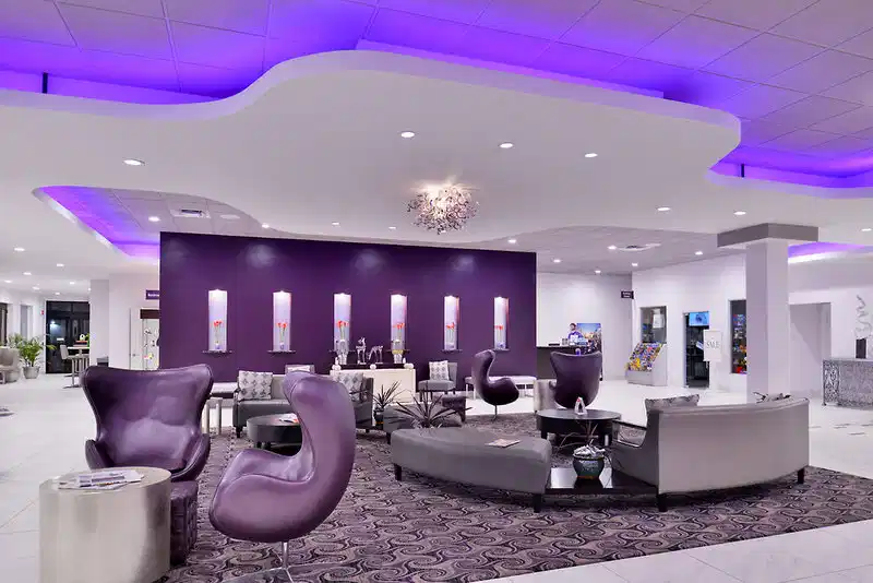 Clarion Inn & Suites Across From Universal Orlando Resort – Hotelfoto