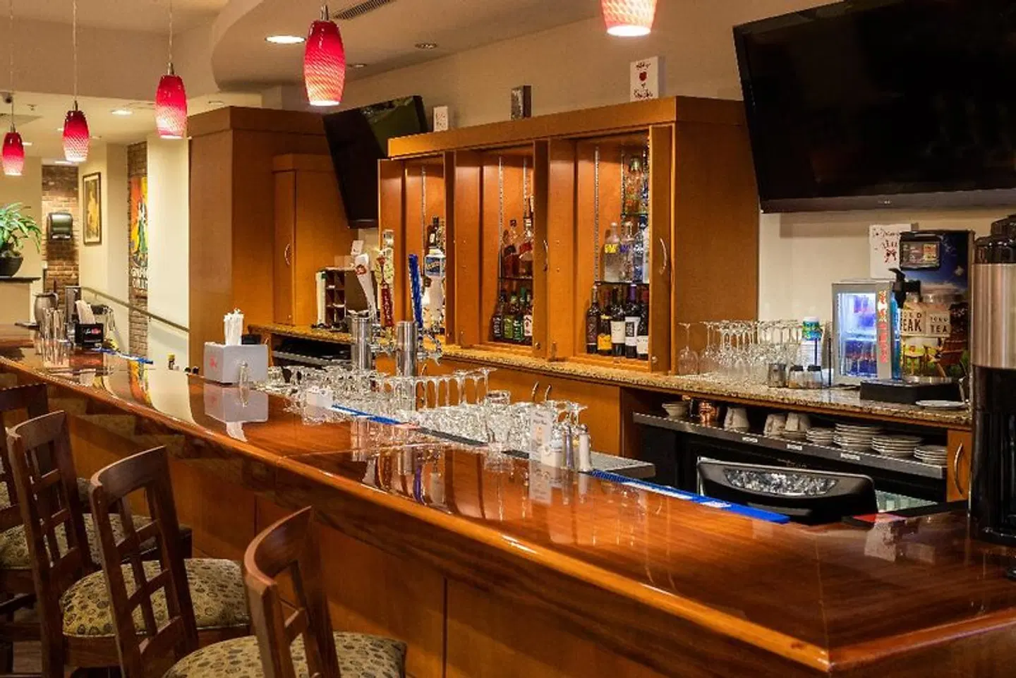 Holiday Inn Port of Miami-Downtown Bar