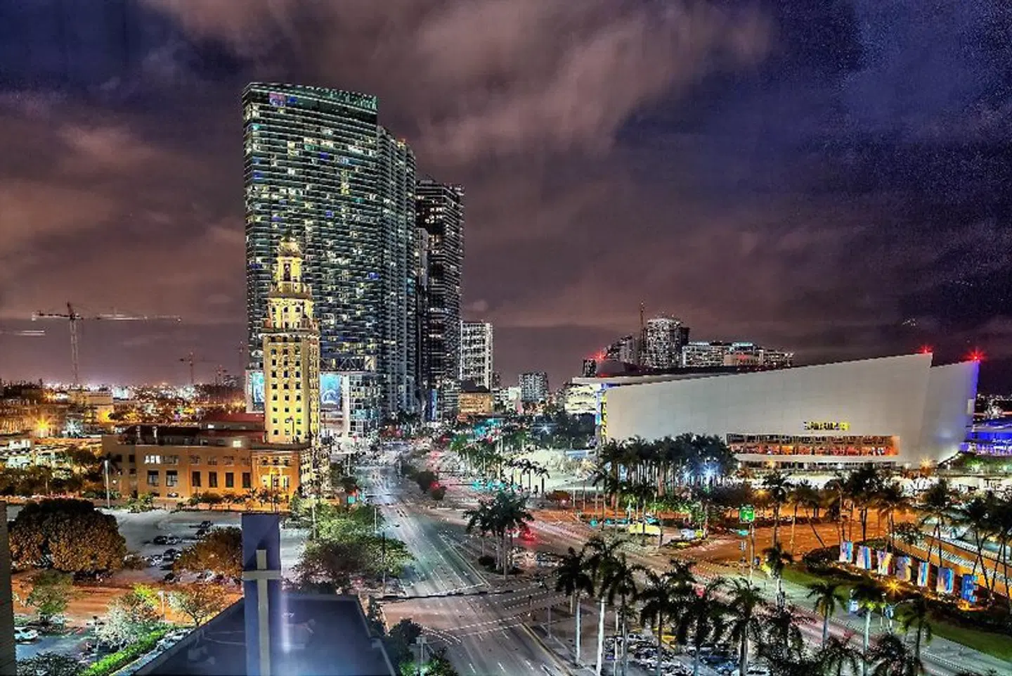Holiday Inn Port of Miami-Downtown EXTERIOR
