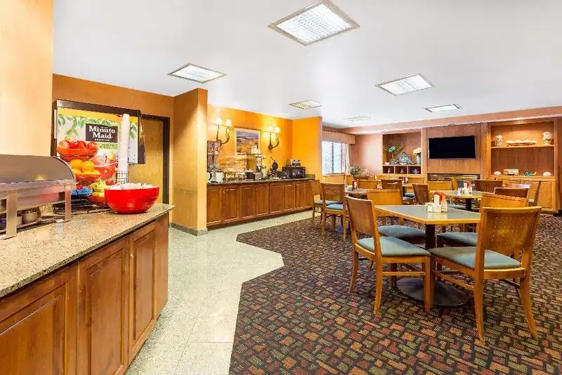Ramada by Wyndham Kent Seattle Area – Hotelfoto