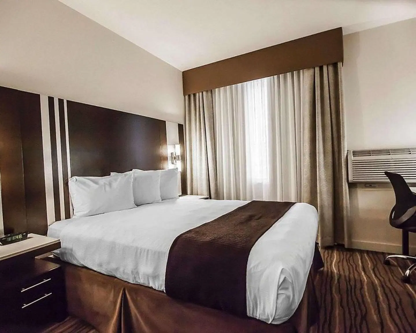 Comfort Hotel Vancouver Airport ROOM_EXAMPLE