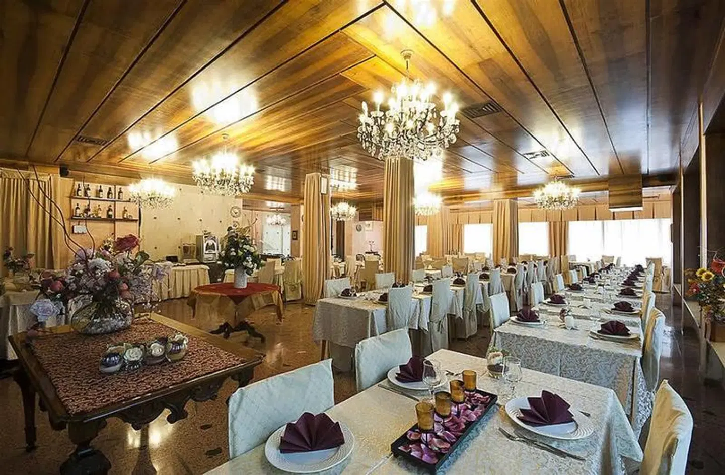 Spiaggia Marconi Restaurant