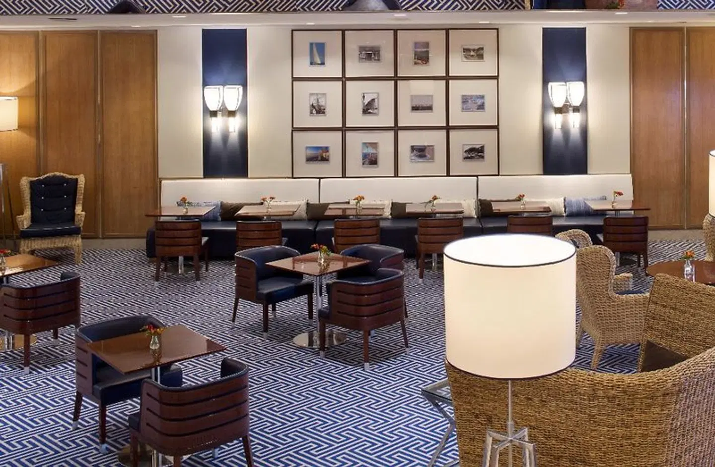 Starhotels President Bar