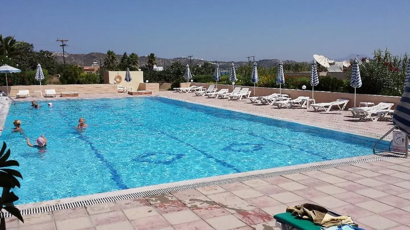 Kontessa Apartments OUTDOOR_POOL
