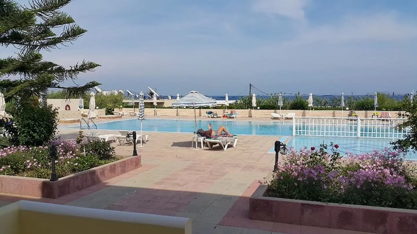 Kontessa Apartments OUTDOOR_POOL