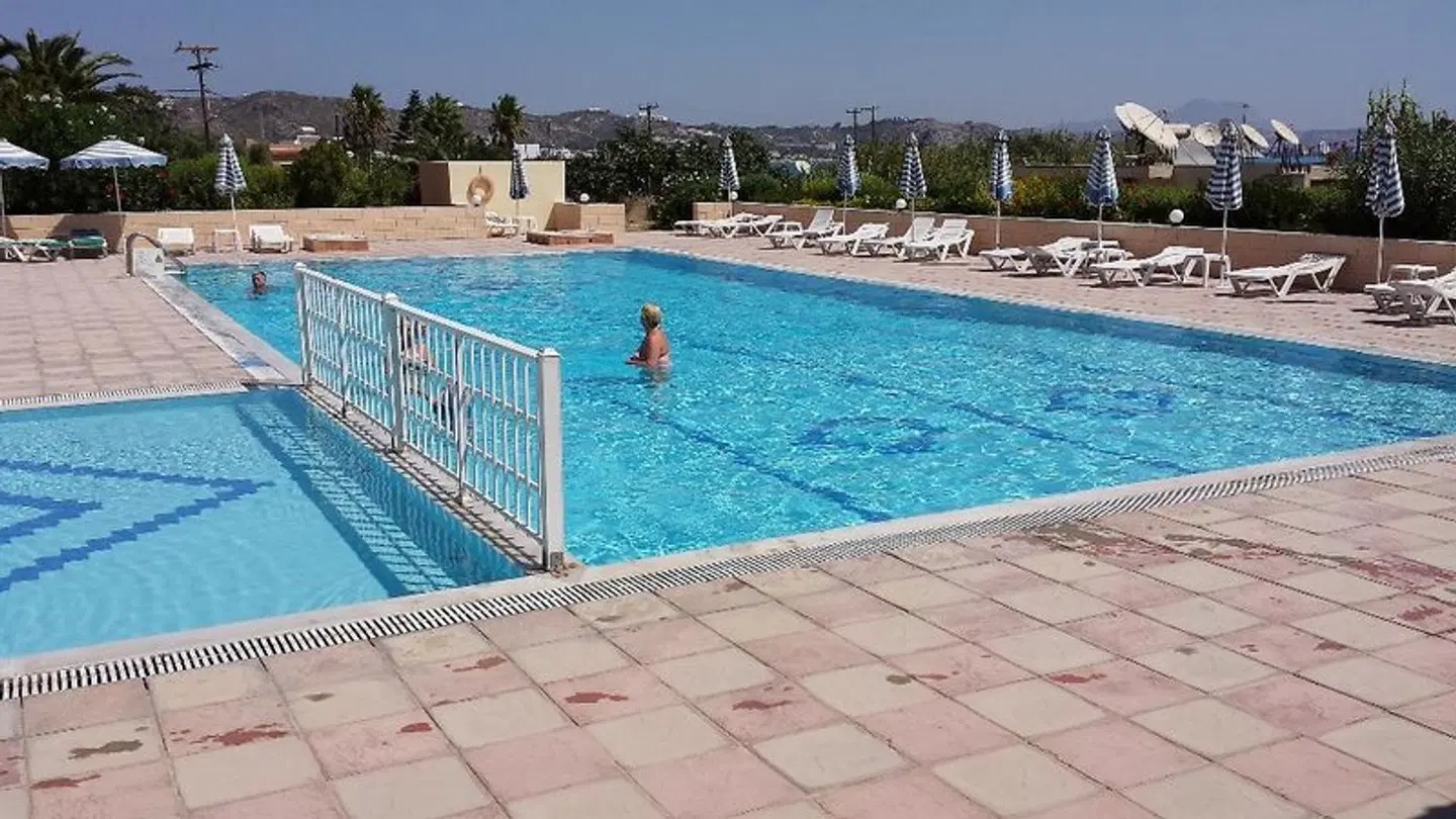Kontessa Apartments OUTDOOR_POOL