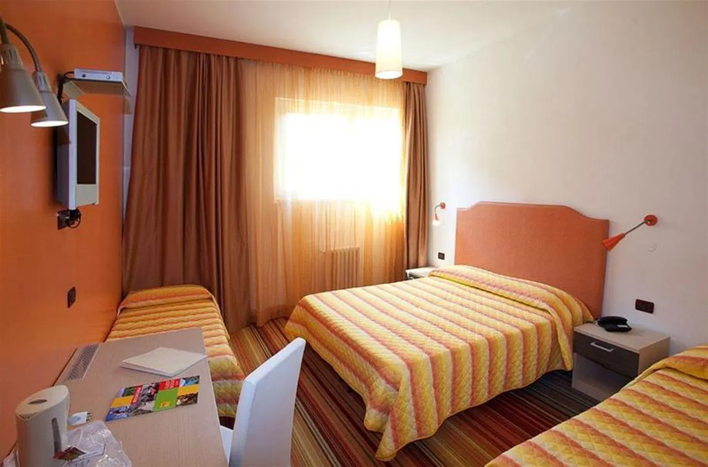 Suisse ROOM_EXAMPLE