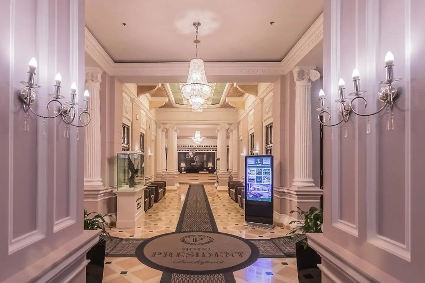 Hotel Budapest President Affiliated by Melia LOUNGE_LOBBY