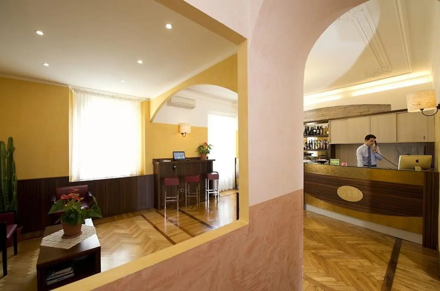 Panizza LOUNGE_LOBBY