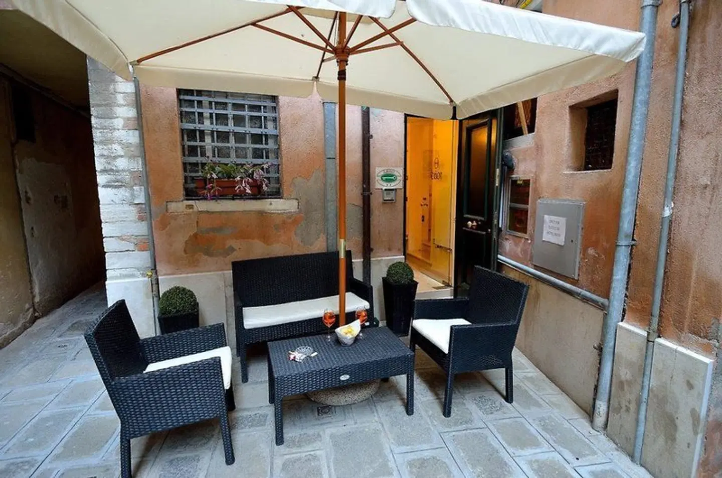 Orion LOUNGE_LOBBY