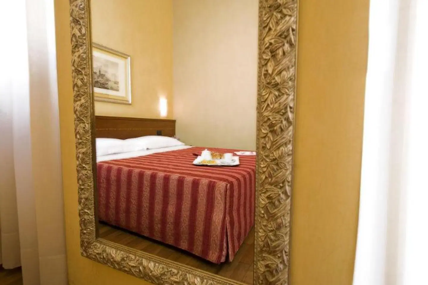 Fenice ROOM_EXAMPLE