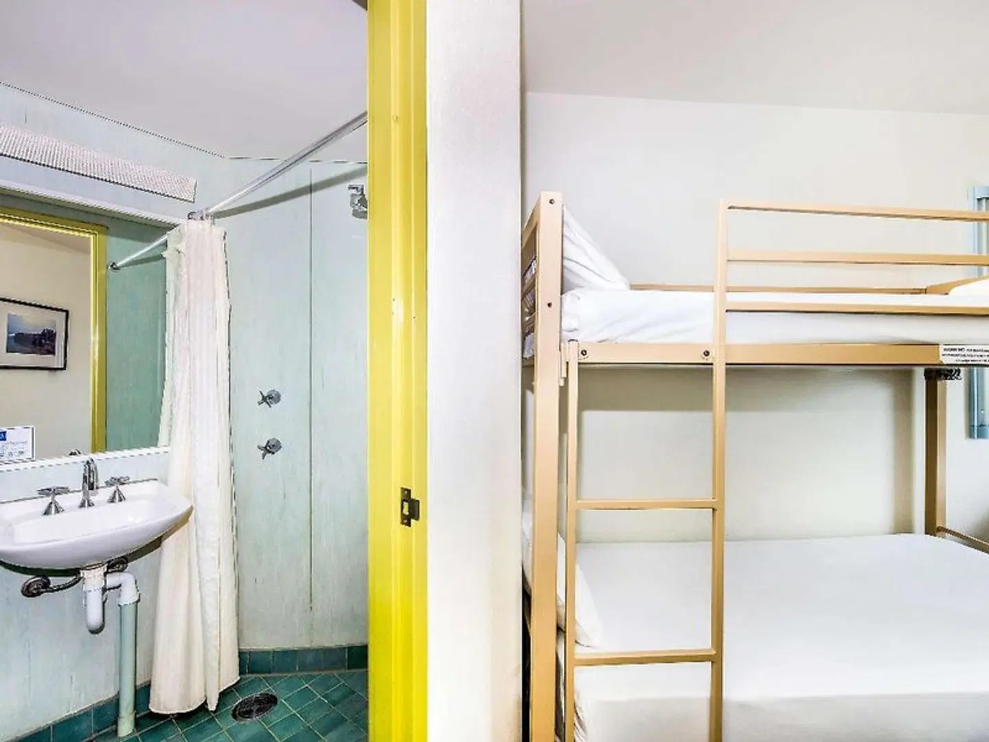 ibis budget Coffs Harbour Badezimmer