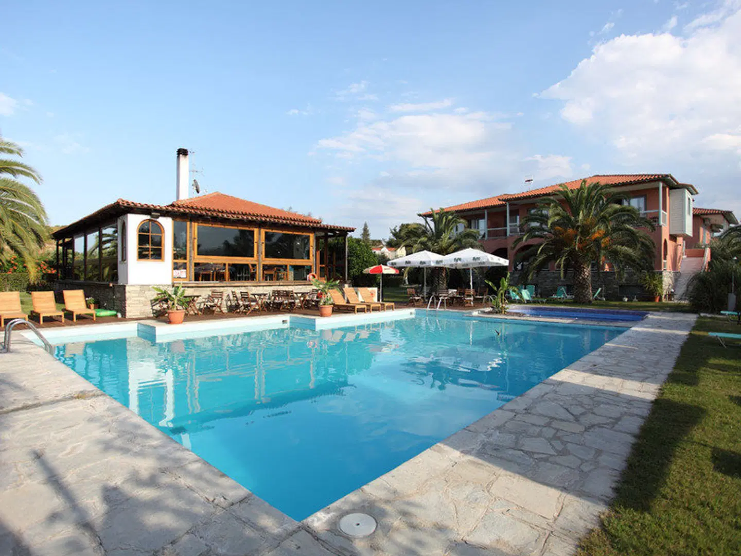 Hanioti Village Resort OUTDOOR_POOL