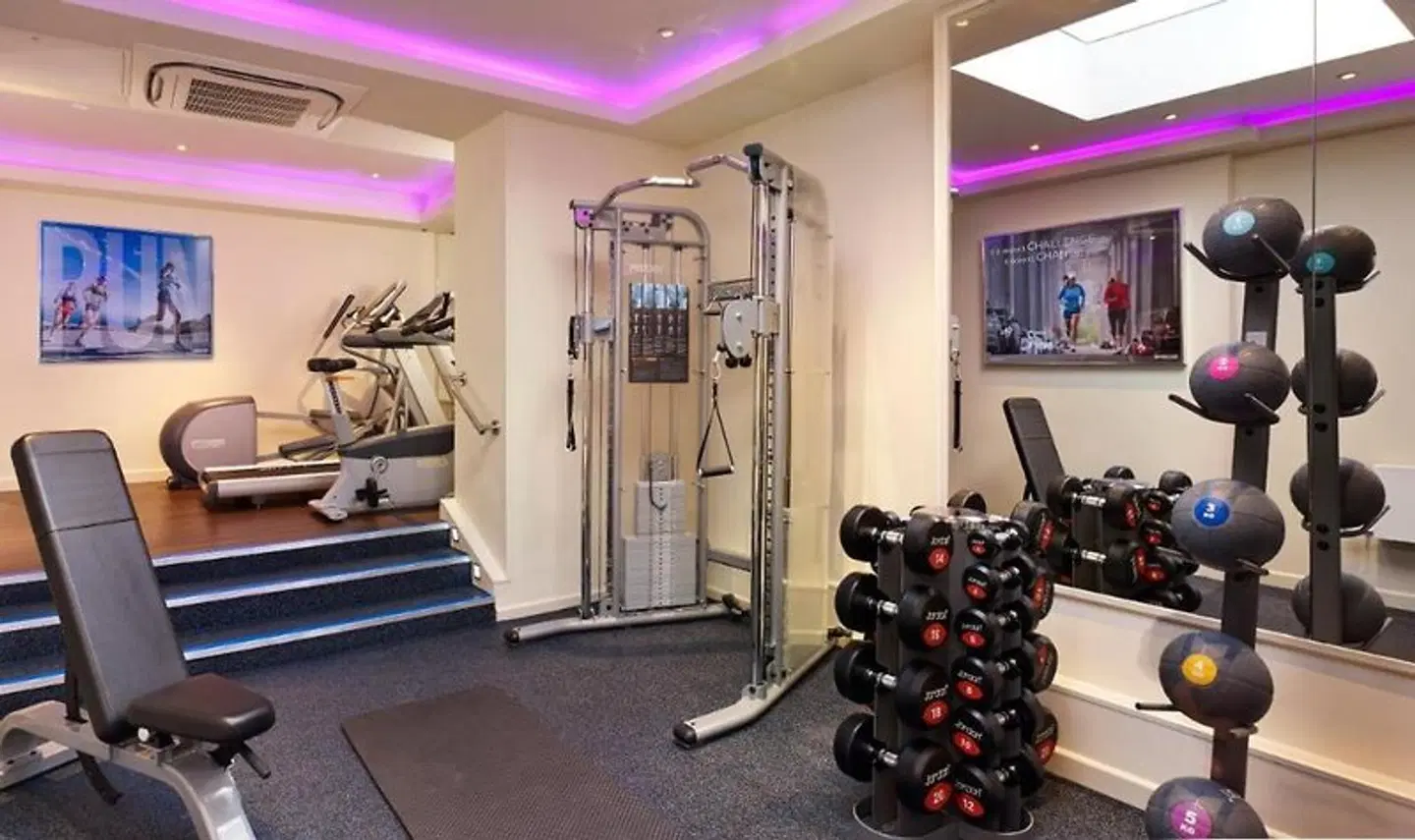 Blakemore Hyde Park SPORTS_AND_LEISURE