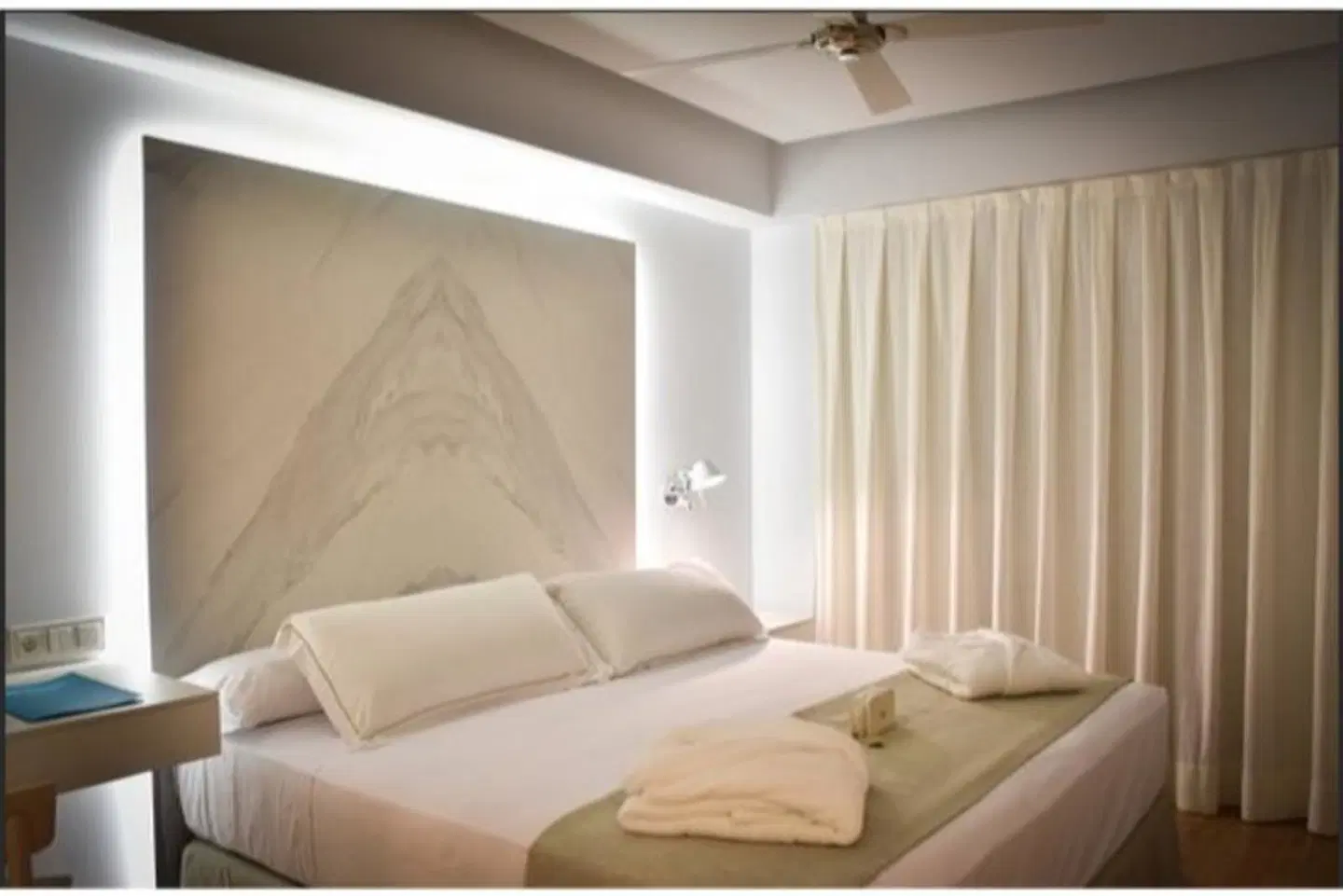 Talayot Affiliated by Senator ROOM_EXAMPLE