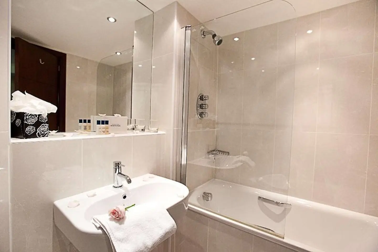 Danubius Hotel Regents Park Badezimmer