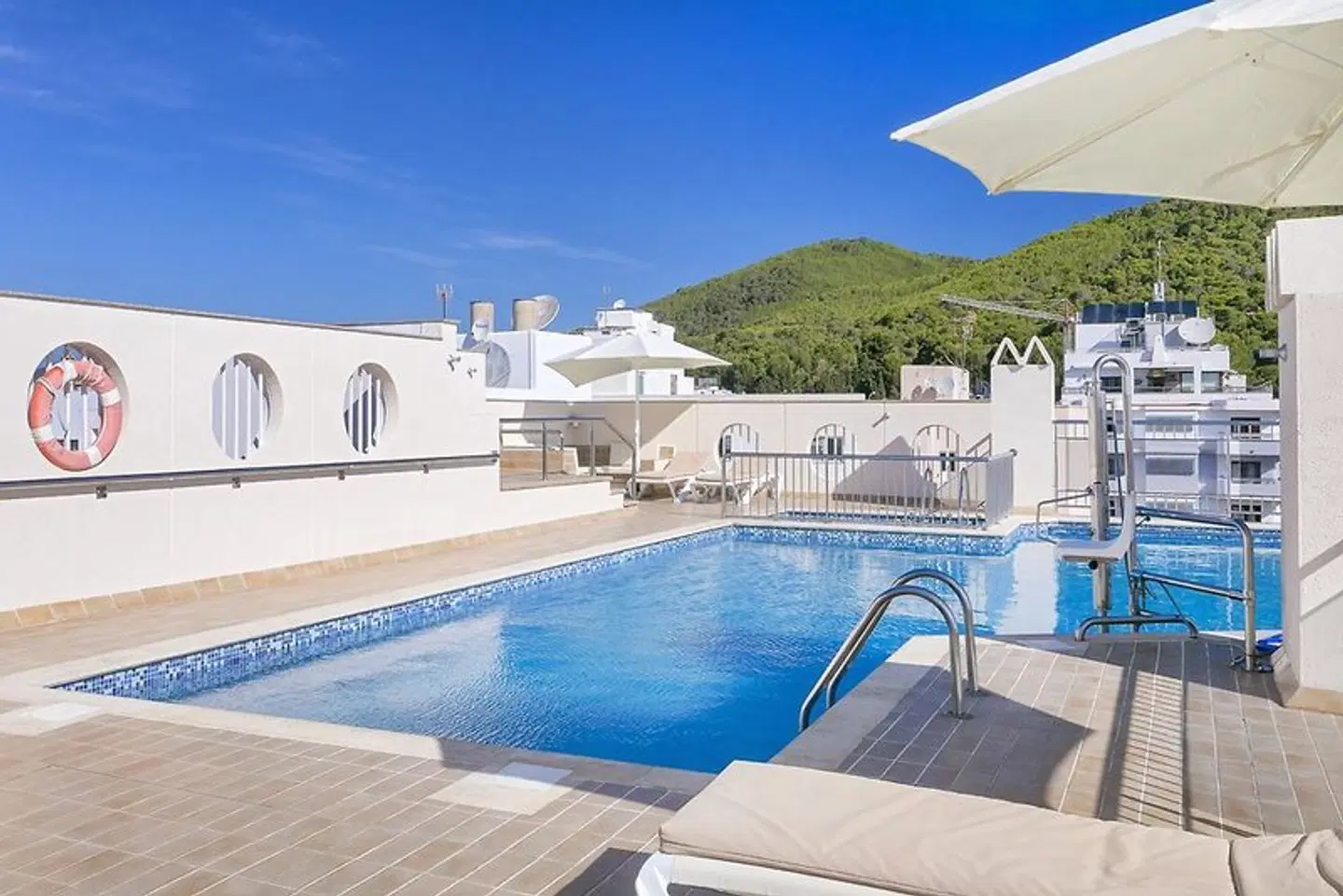 Duquesa Playa OUTDOOR_POOL