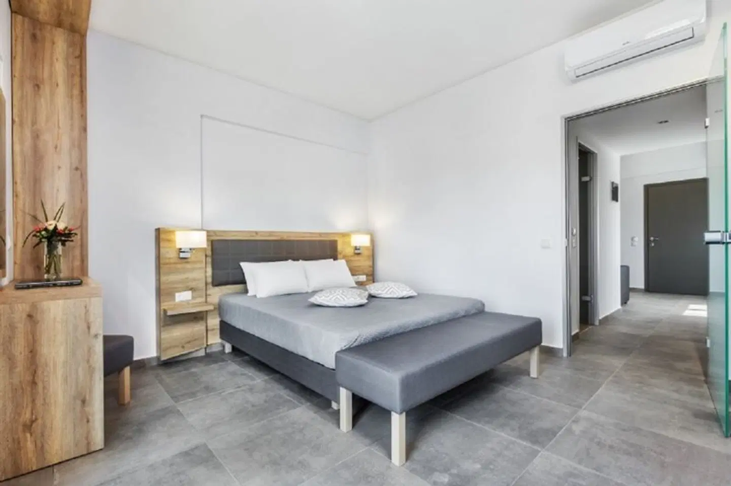 Iris Hotel ROOM_EXAMPLE