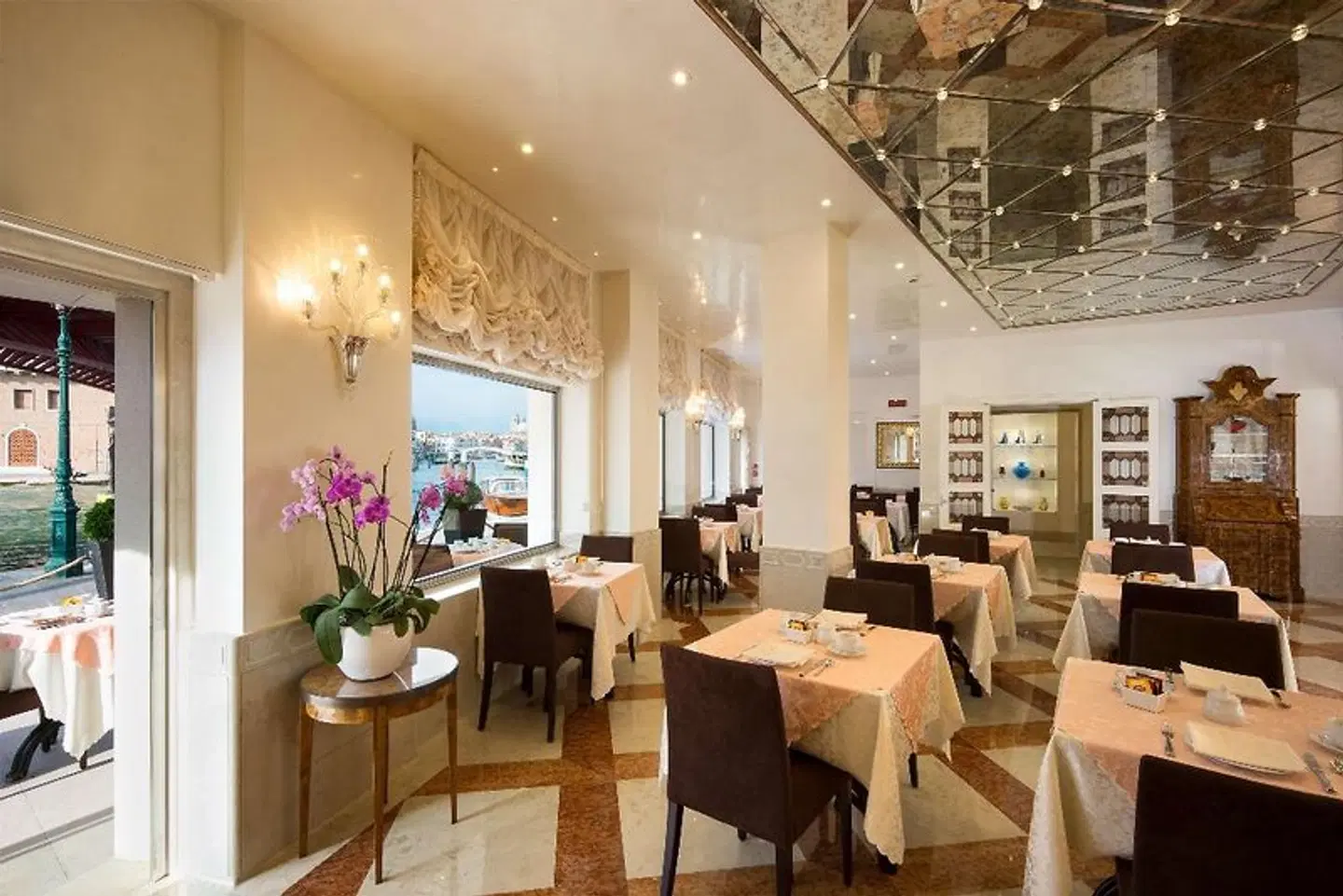 Santa Chiara Hotel Restaurant