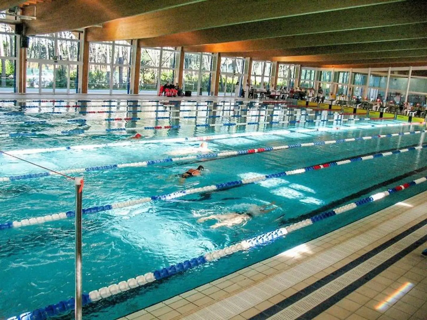 Bella Italia & EFA Village Hallenbad