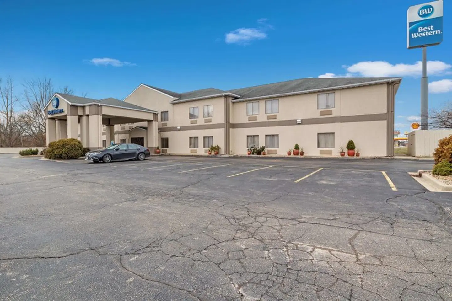 Best Western Clearlake Plaza EXTERIOR