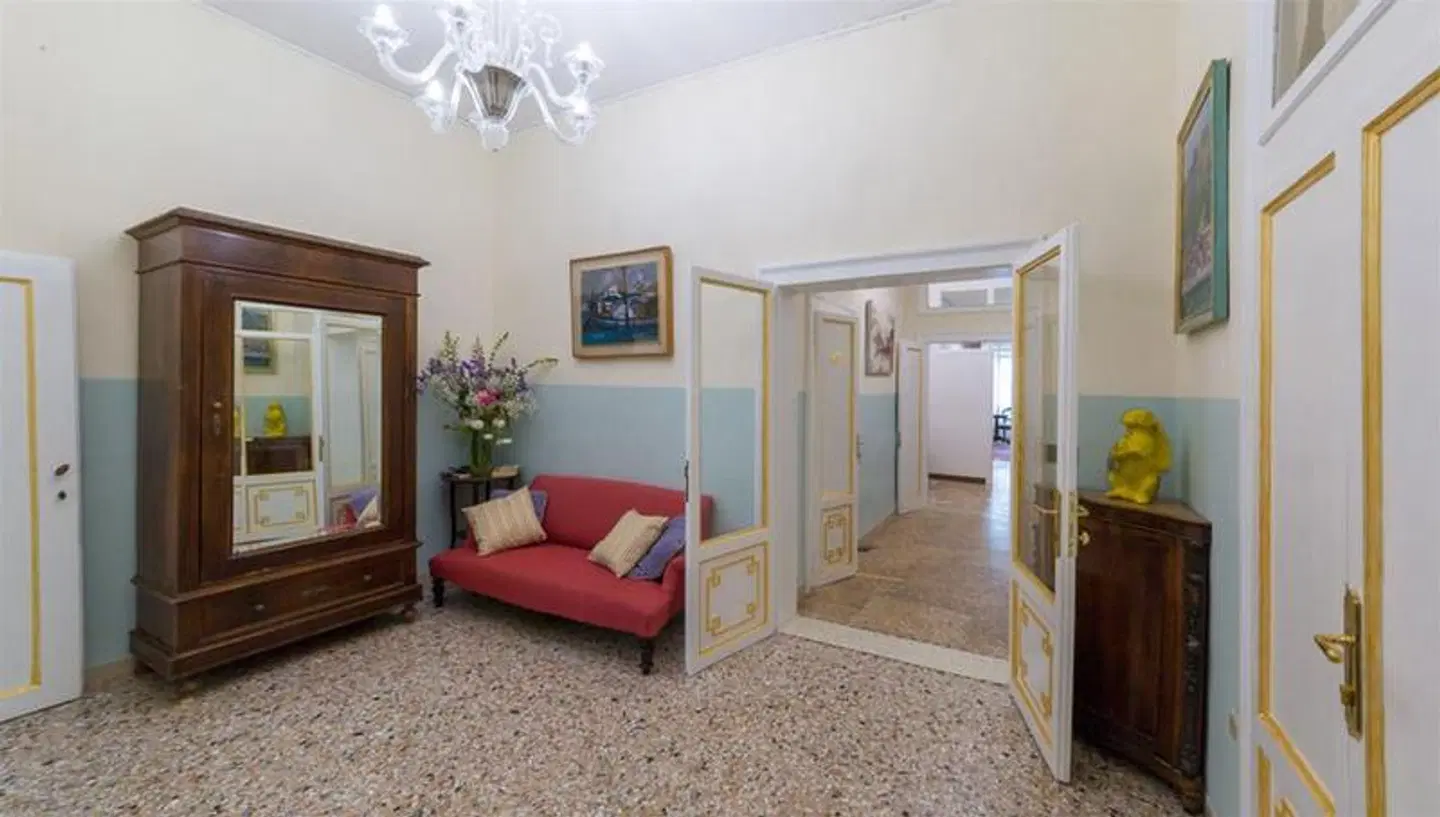 Friendly Venice ROOM_EXAMPLE