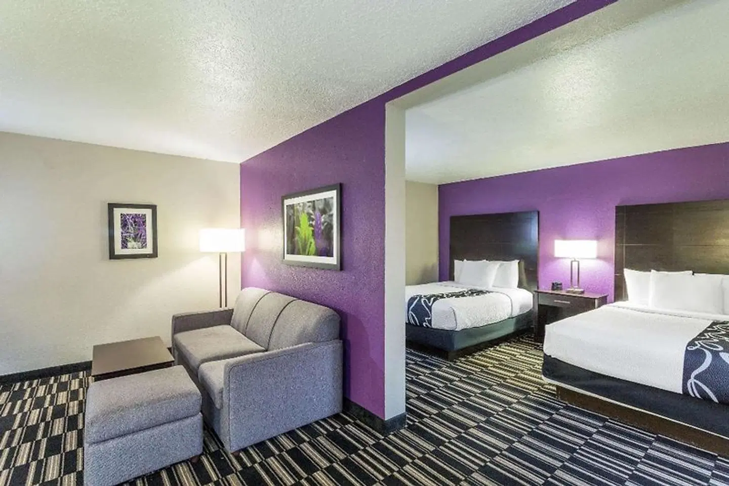 La Quinta Inn & Suites by Wyndham Orlando Universal Area ROOM_EXAMPLE