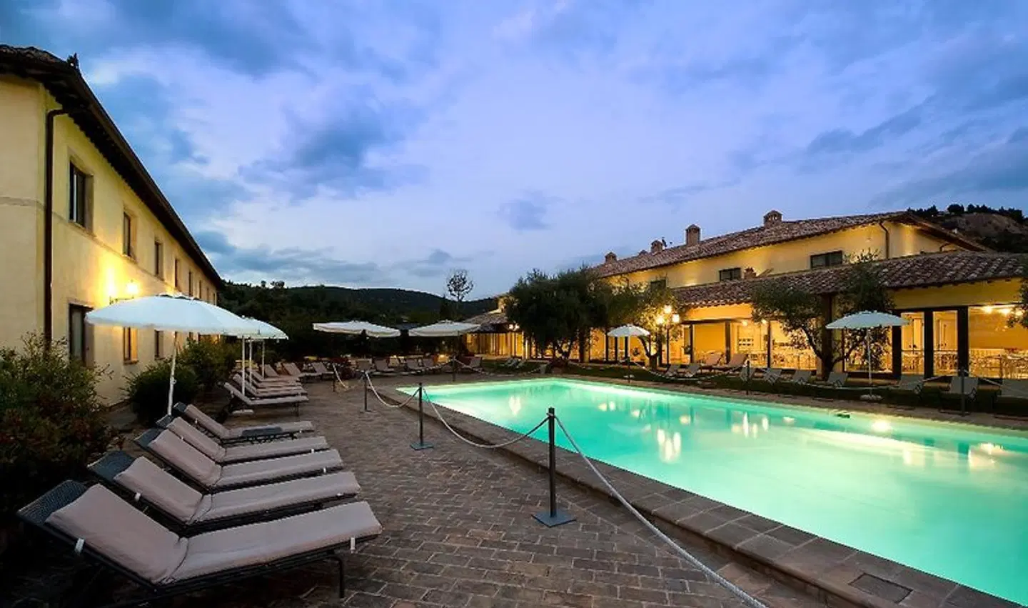 Relais dell'Olmo OUTDOOR_POOL