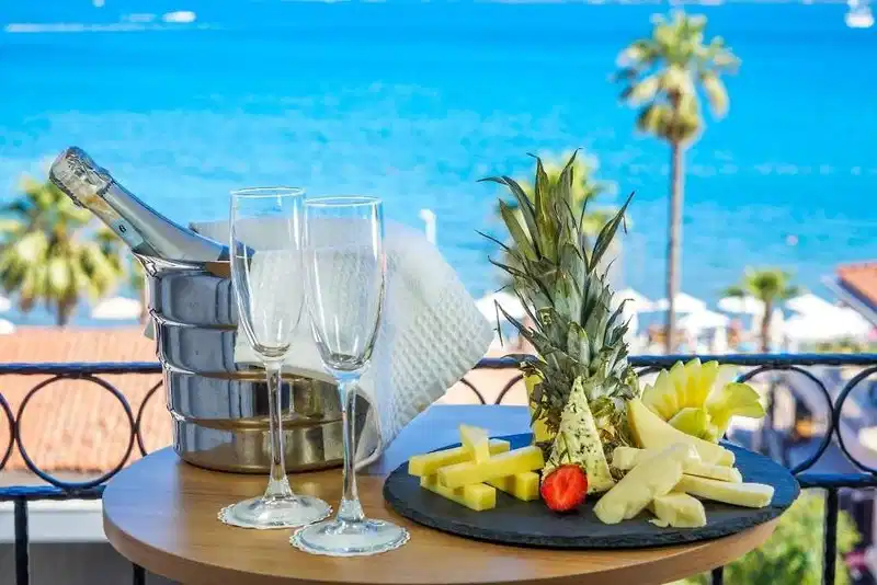 Aurasia Sea Side Hotel – Hotelfoto