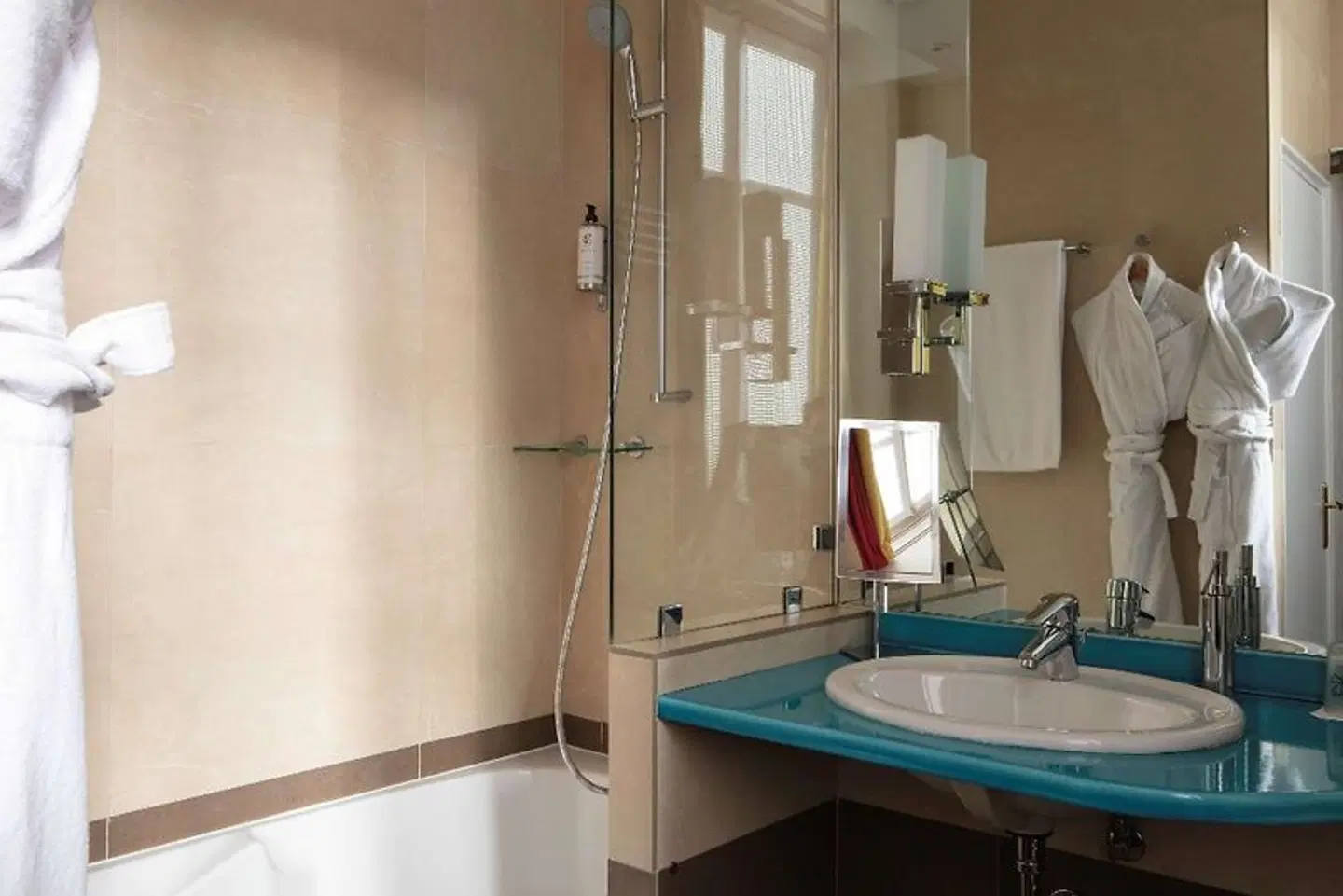 Regent's Garden Hotel Badezimmer