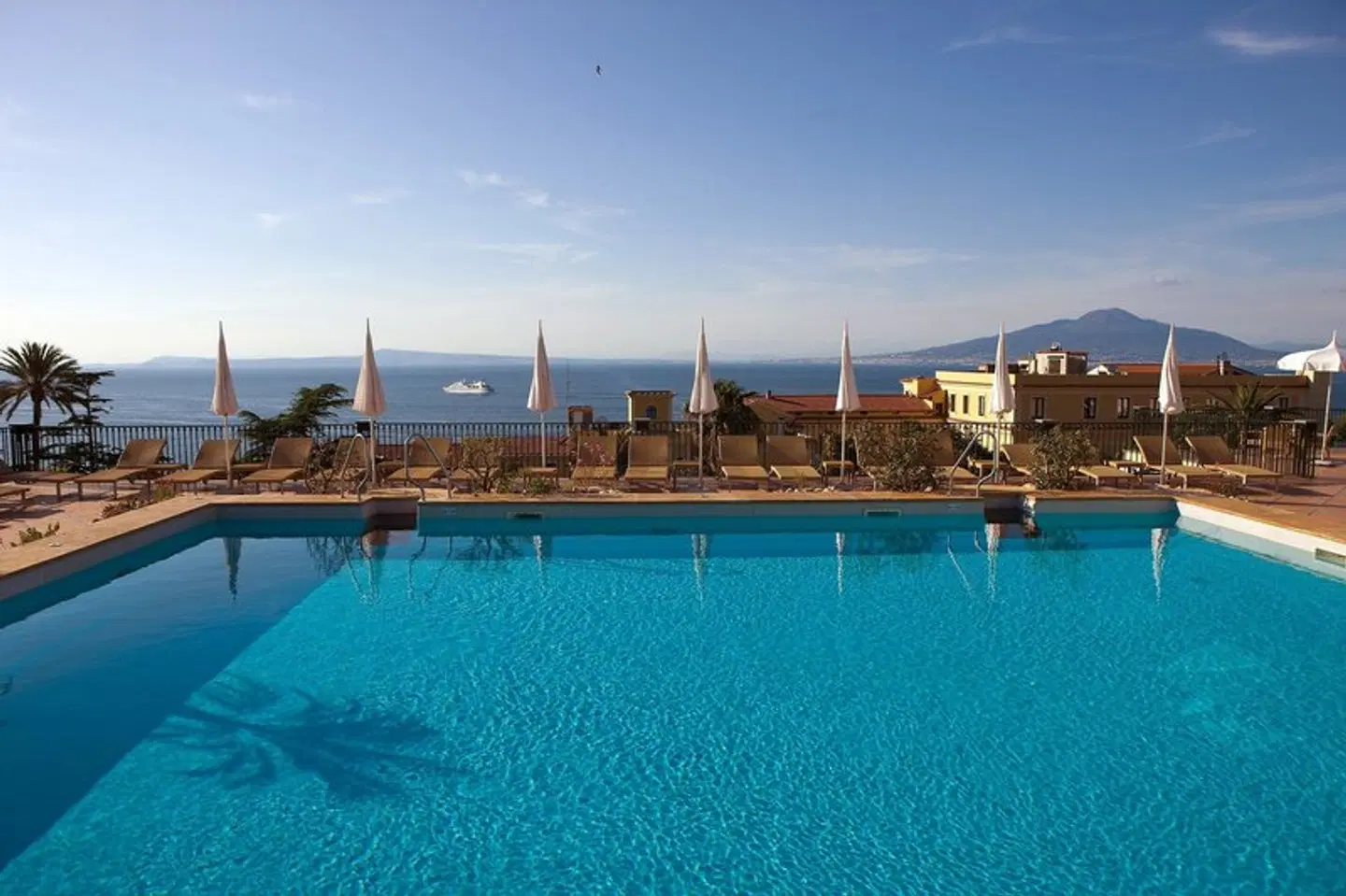 Grand Hotel La Favorita OUTDOOR_POOL