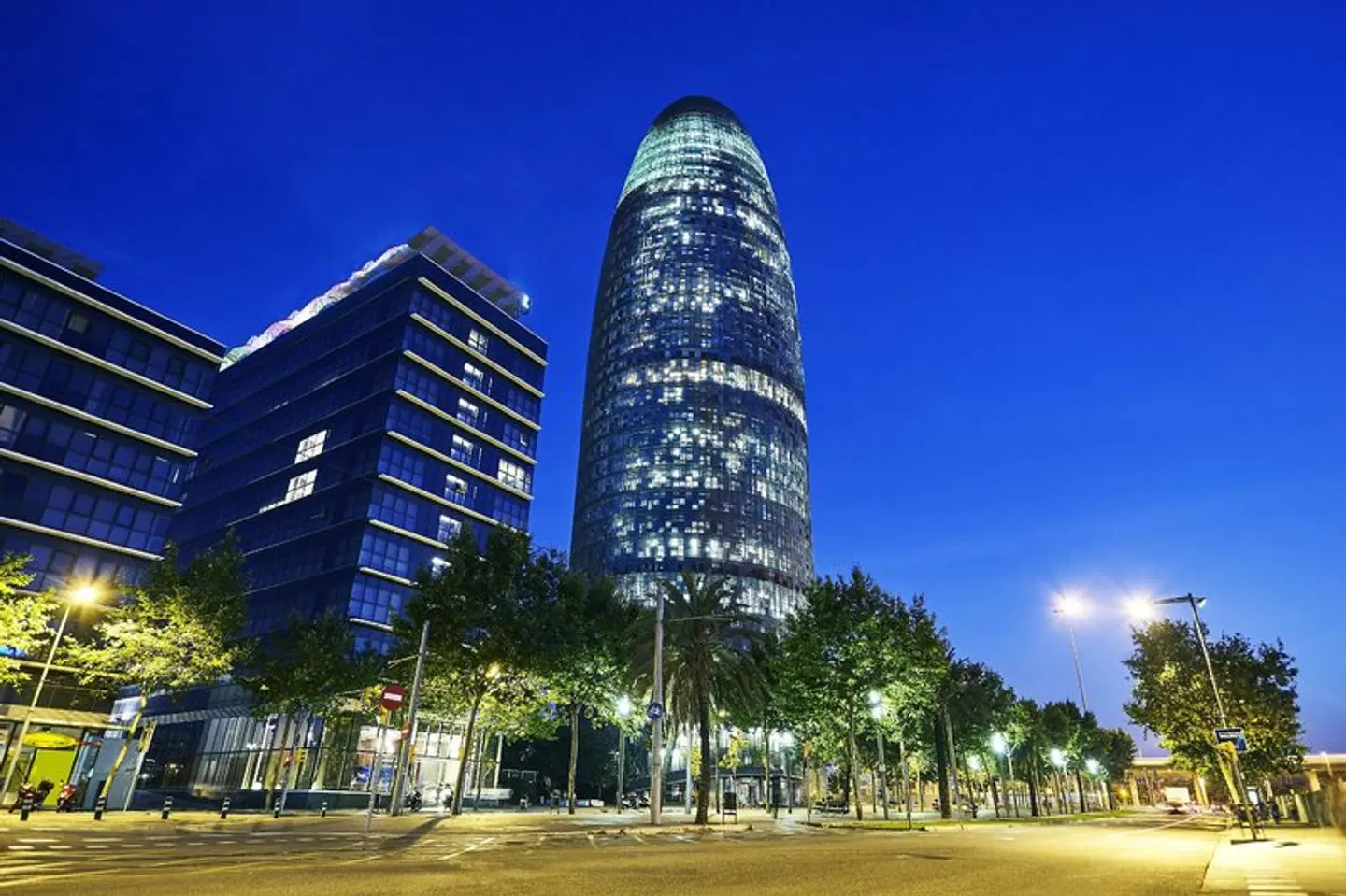 Catalonia La Maquinista EXTERIOR