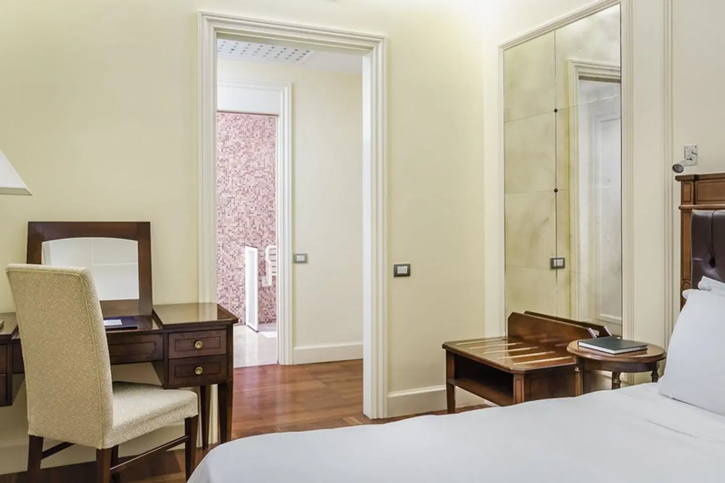Eurostars Centrale Palace ROOM_EXAMPLE