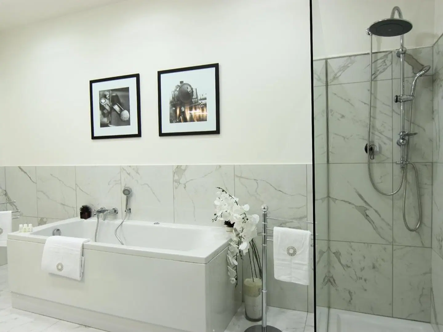 Stelle Hotel The Businest Badezimmer