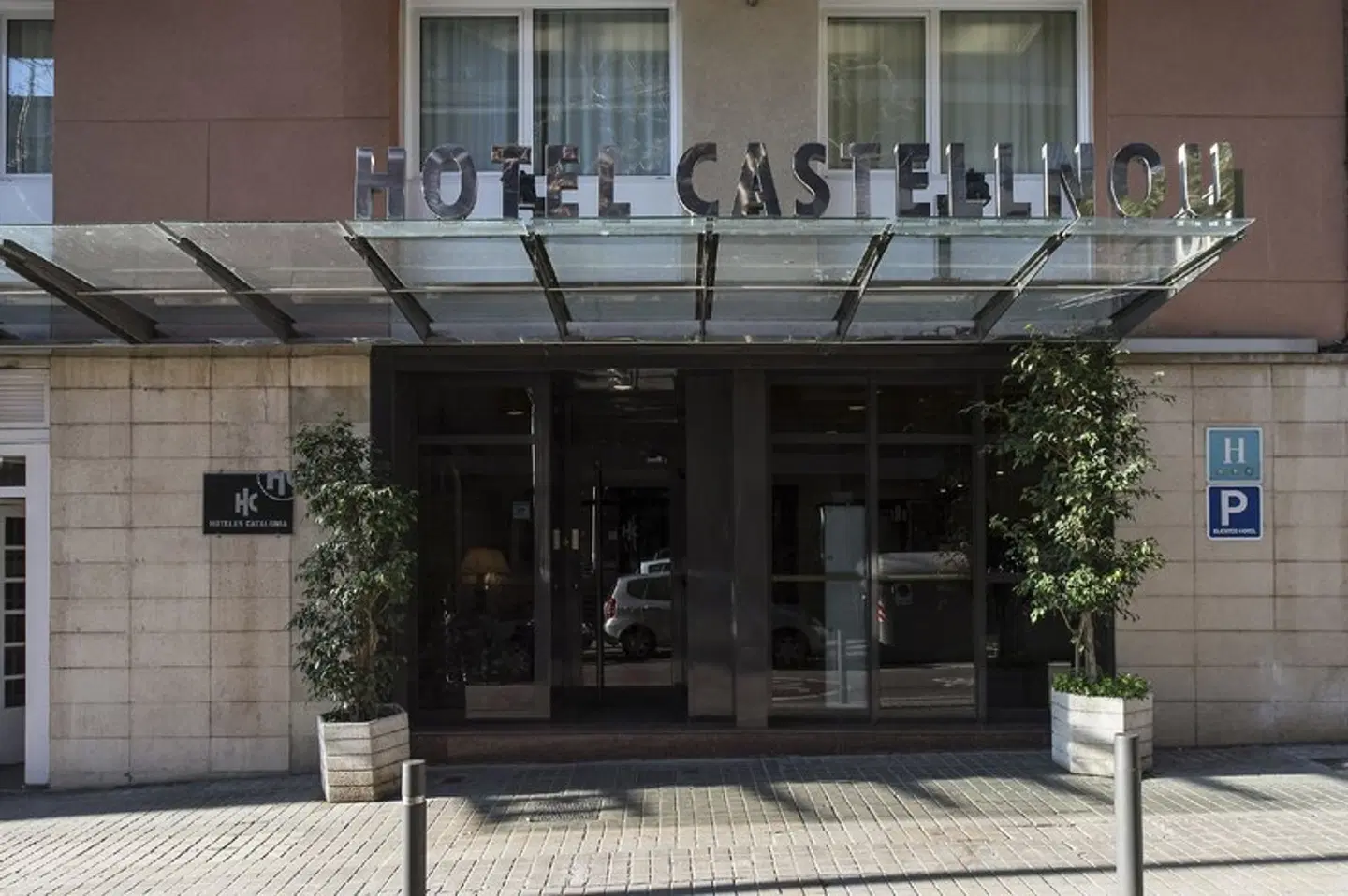 Catalonia Castellnou EXTERIOR