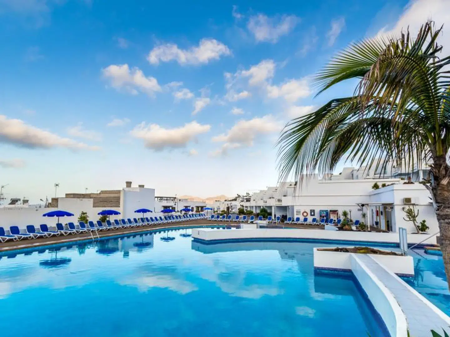 Hotel BelleVue Aquarius OUTDOOR_POOL