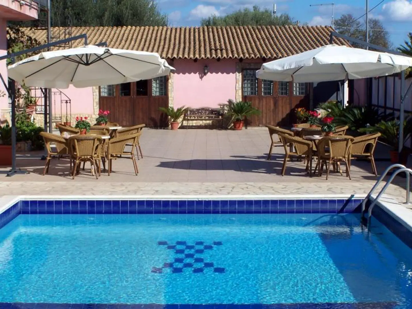 Villa Felicia OUTDOOR_POOL