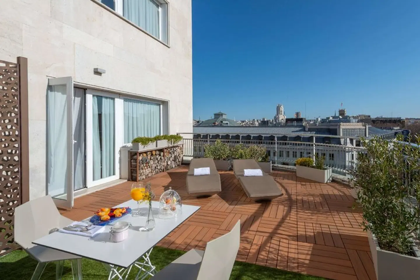 NH Collection Madrid Suecia Terrasse