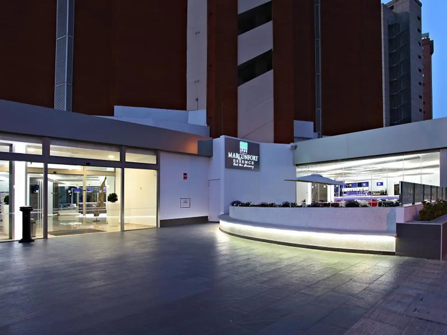 Flamingo Beach Resort EXTERIOR