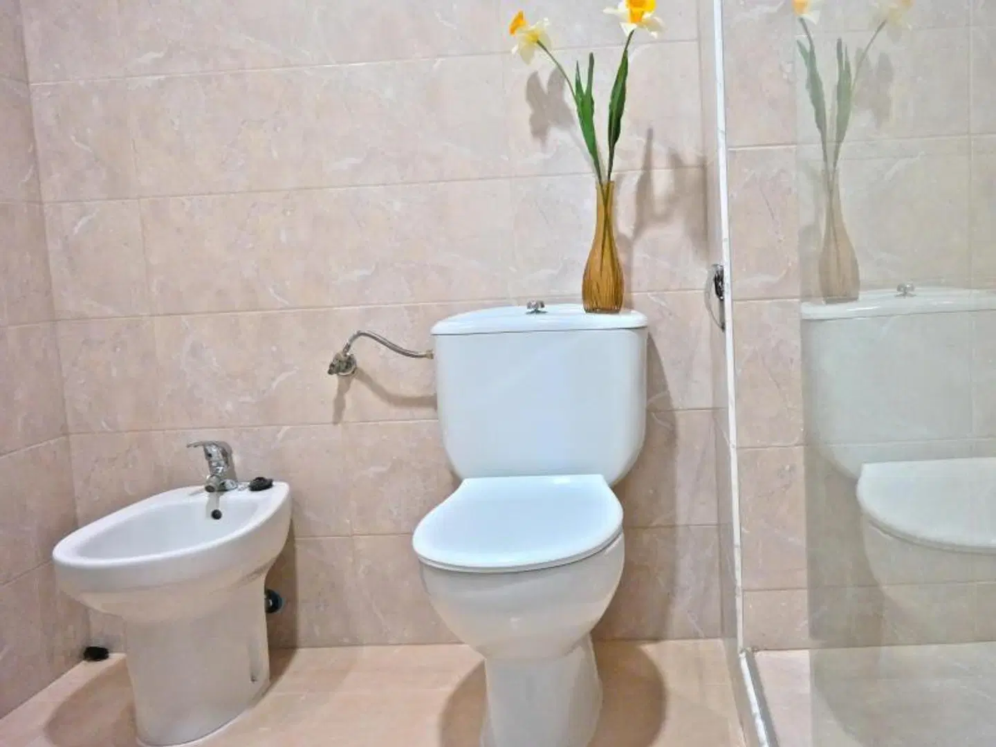 Fuencarral Apartments Badezimmer