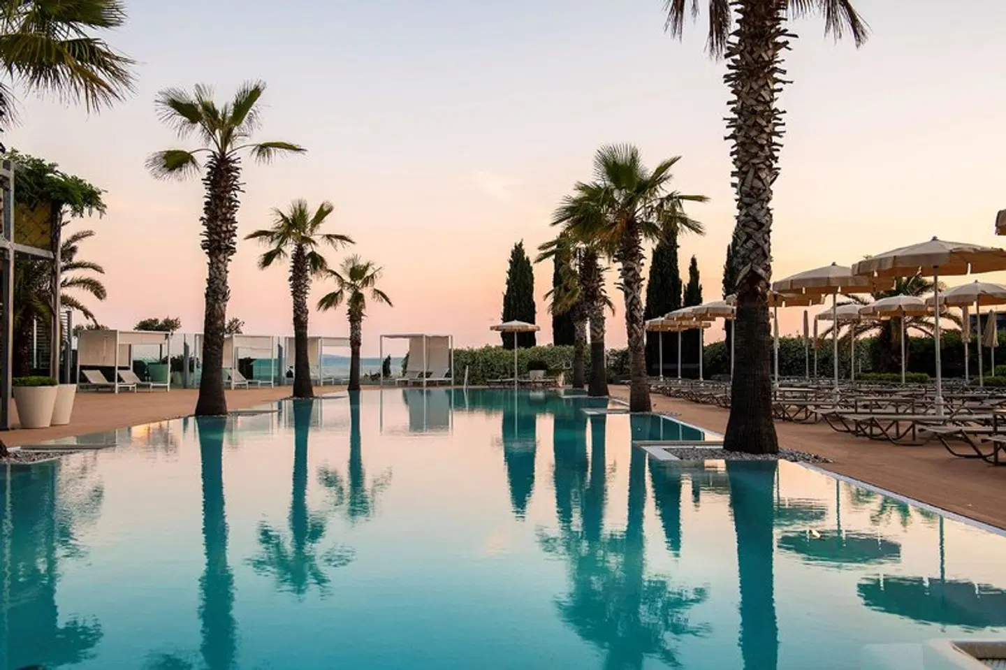 Radisson Blu Resort & Spa, Split OUTDOOR_POOL