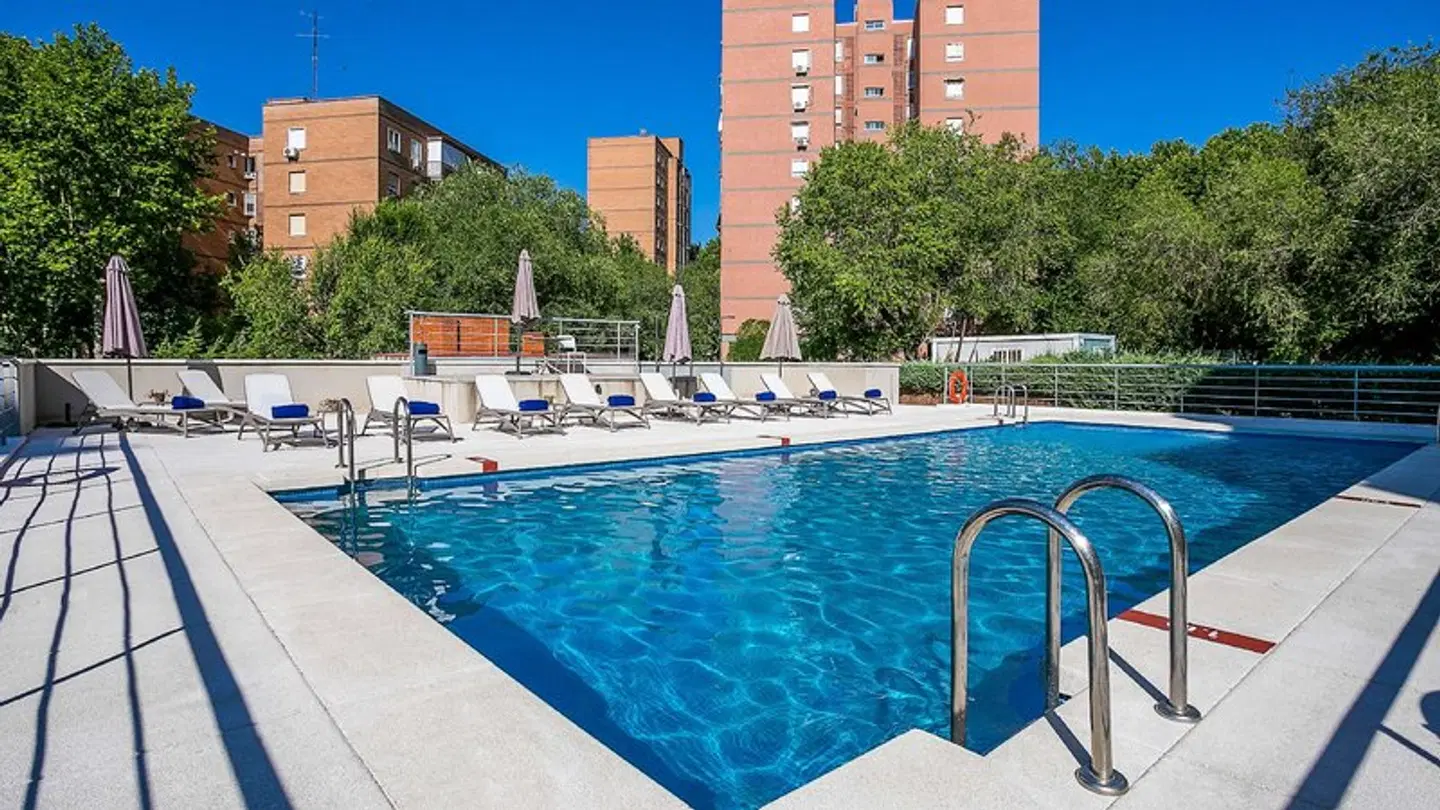 Sercotel Madrid Aeropuerto OUTDOOR_POOL