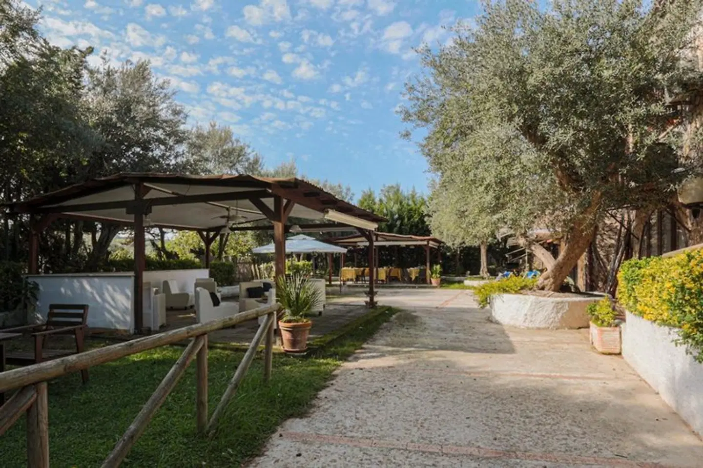 Relais Il Frantoio Garten