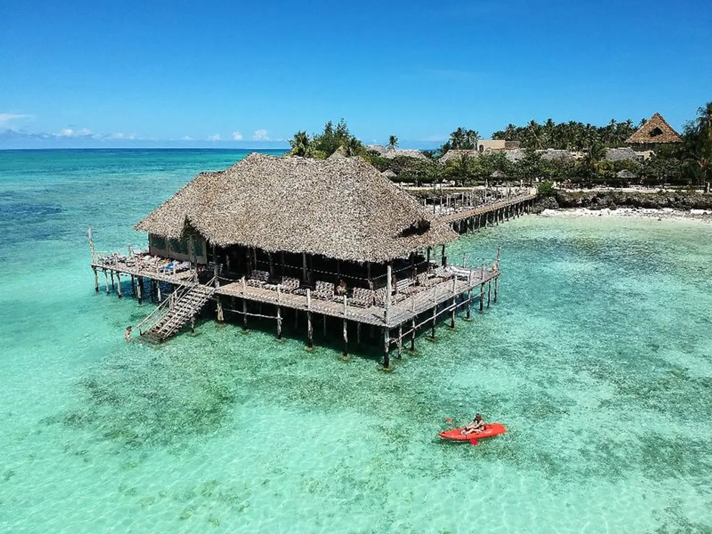 Reef & Beach Resort OUTDOOR_POOL