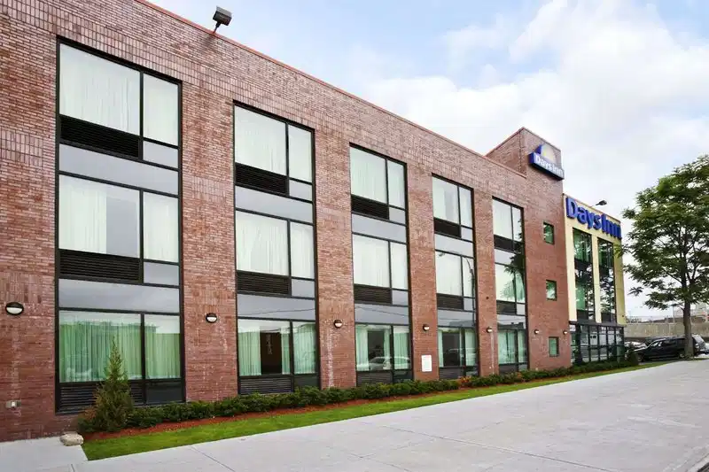 Days Inn by Wyndham Bronx Near Stadium – Hotelfoto