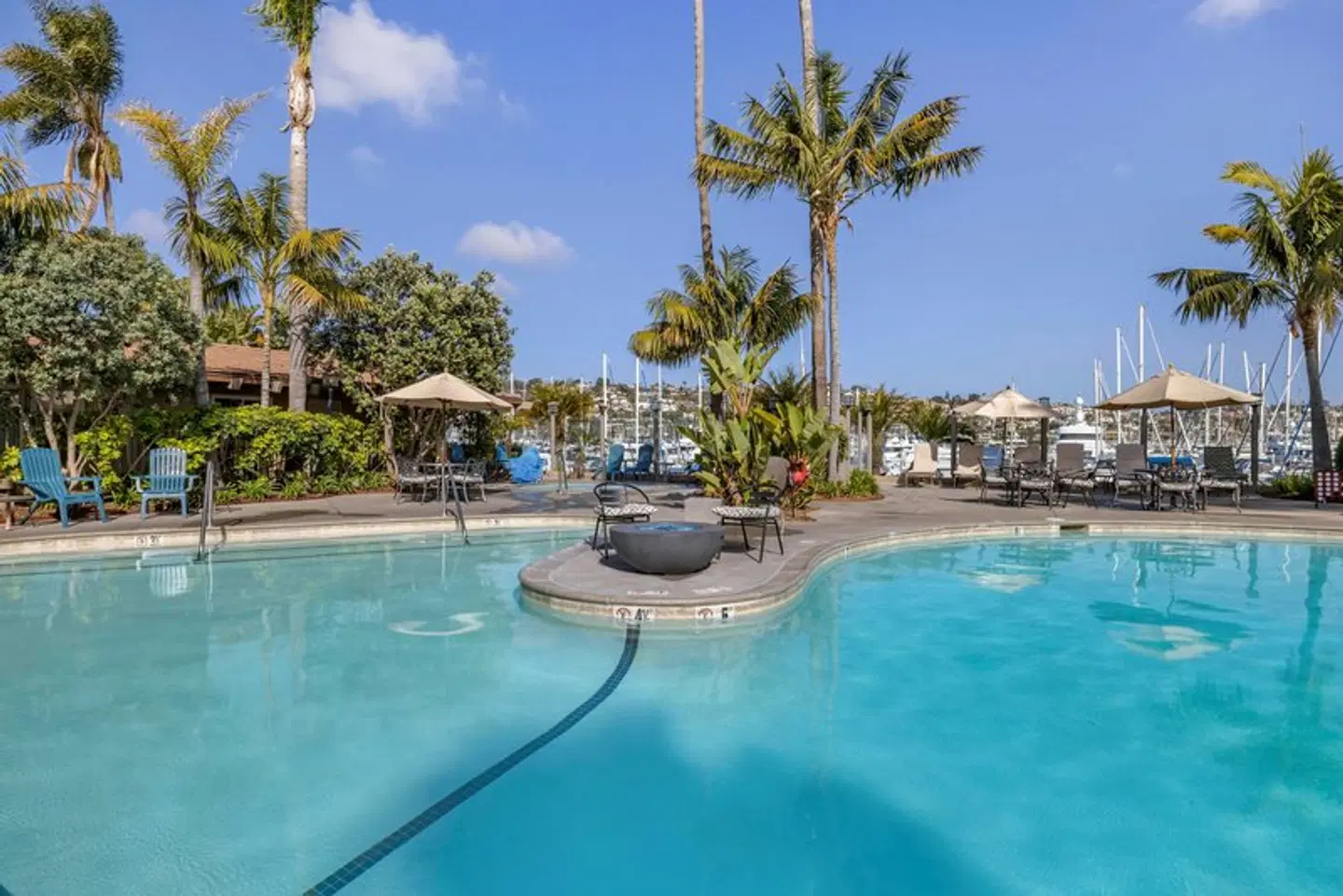 Best Western Plus Island Palms Hotel & Marina OUTDOOR_POOL