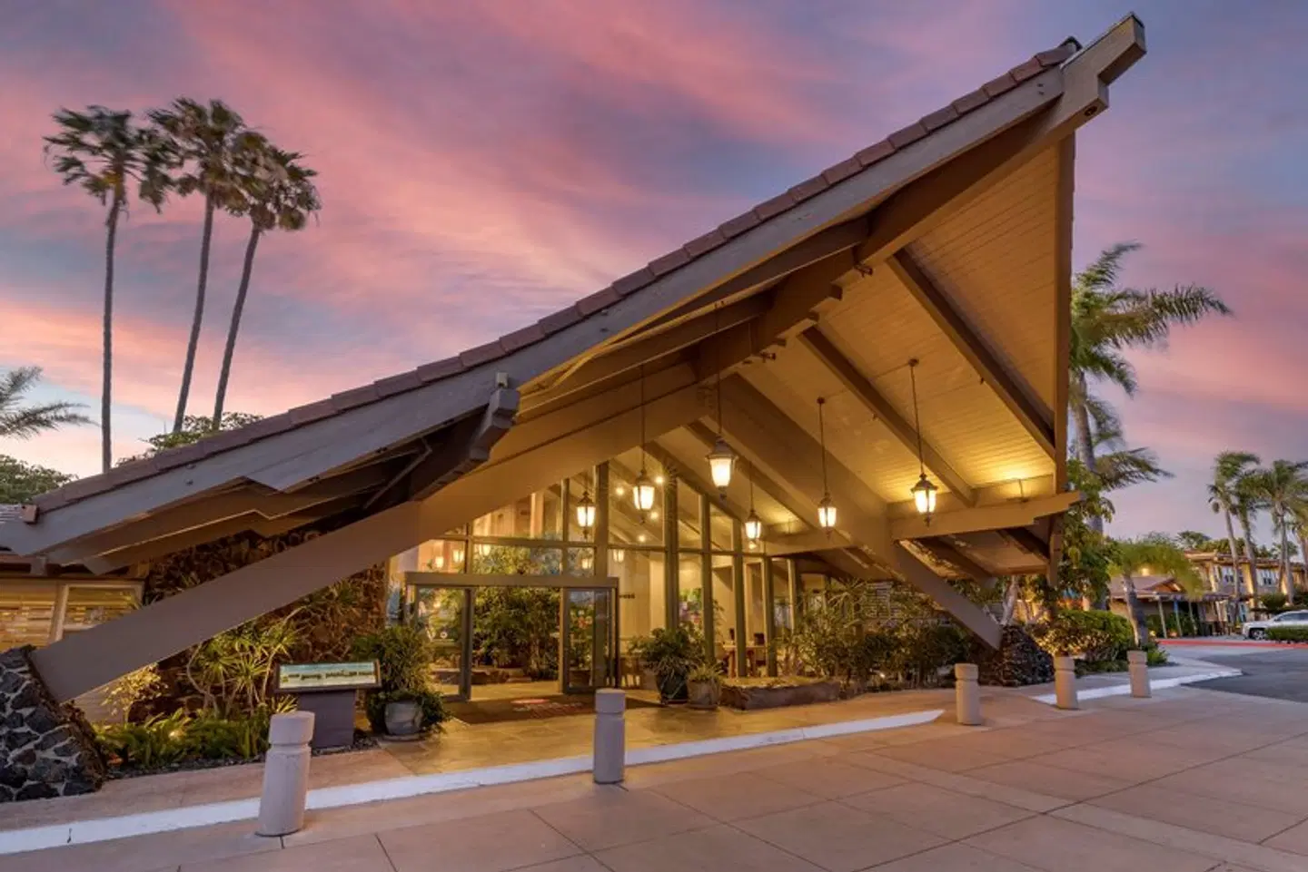 Best Western Plus Island Palms Hotel & Marina EXTERIOR
