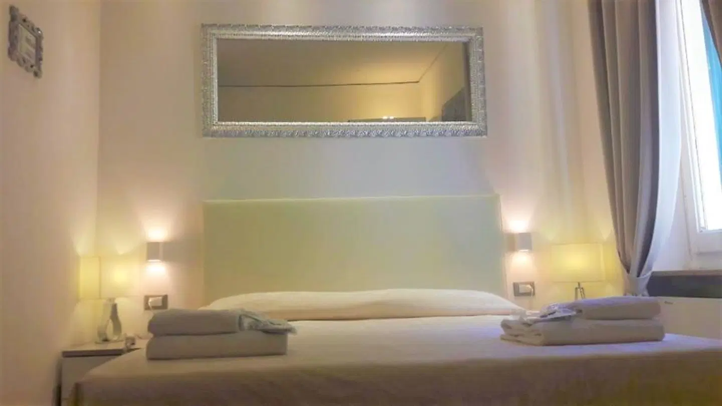 Alinari ROOM_EXAMPLE