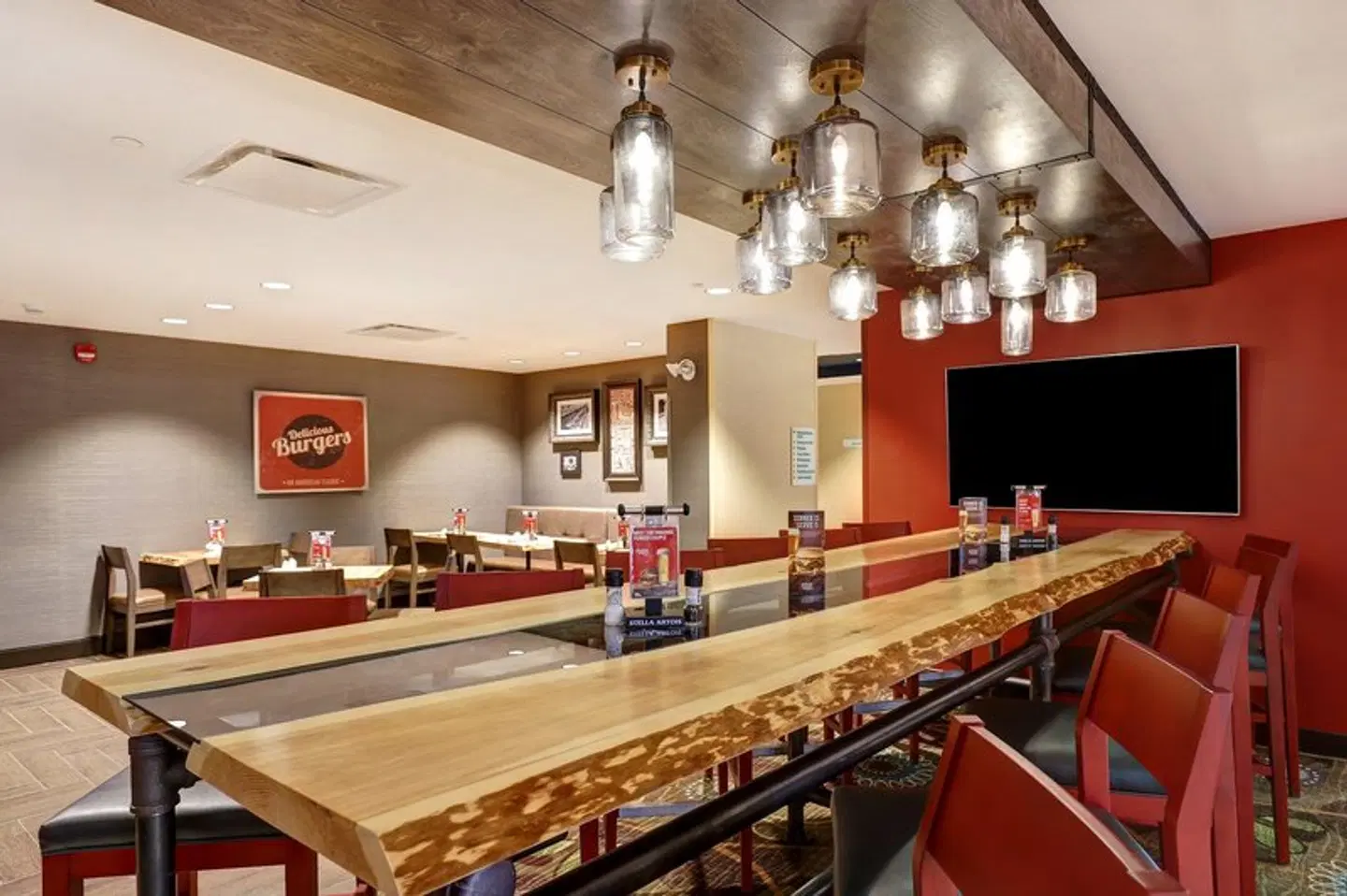 Holiday Inn Mississauga Toronto West Bar